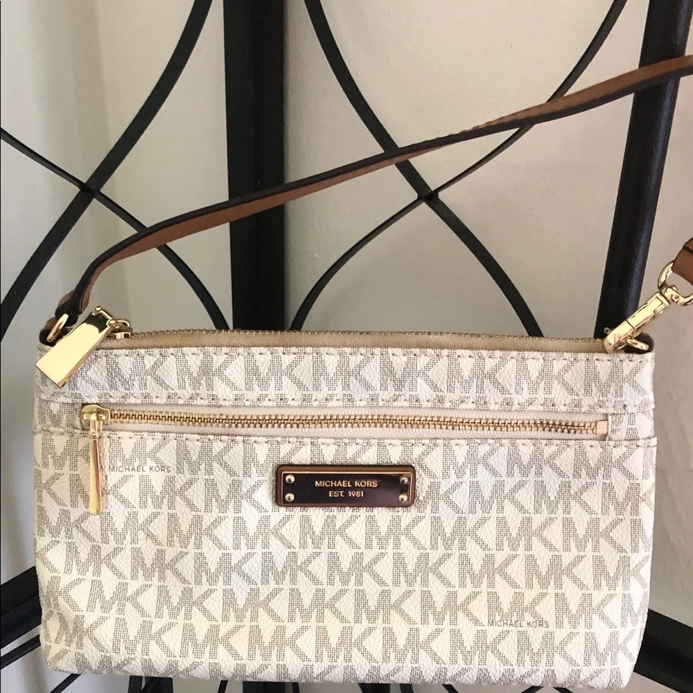 Michael Kors Cream and Brown Logo wristlet
